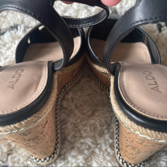 Platform Wedge Heels - Picture 12 of 13